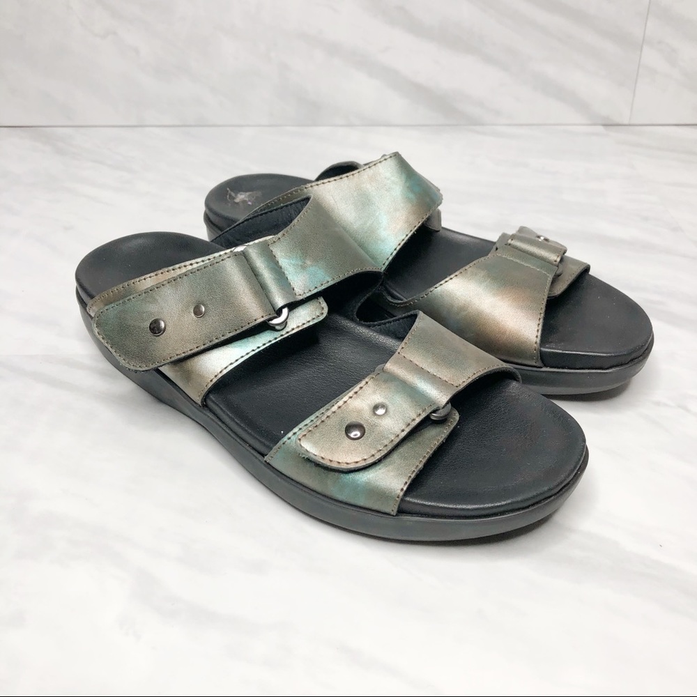 Munro Sandals 7N
